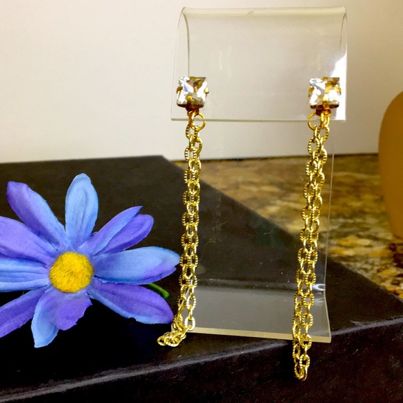 Rhinestone Chain Link Earrings - Picture 4 of 6